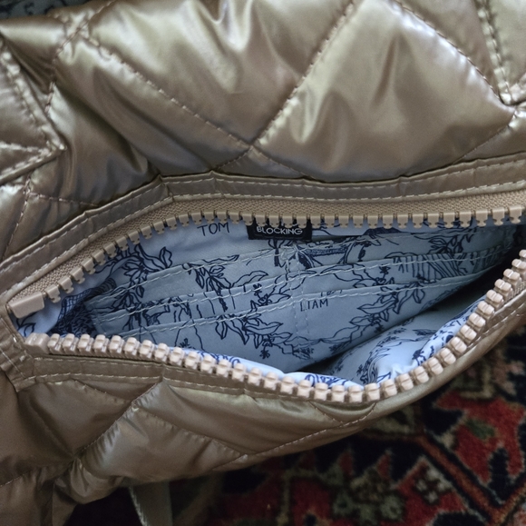 Oliver Thomas Quilted Rose Bag - Picture 5 of 7